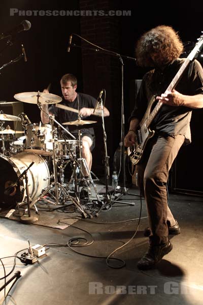 SEBADOH - 2013-10-24 - PARIS - La Maroquinerie - Louis Knox Barlow - Robert D'Amico